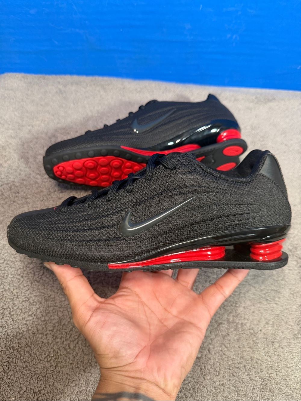 Nike shox z 
Brand new
